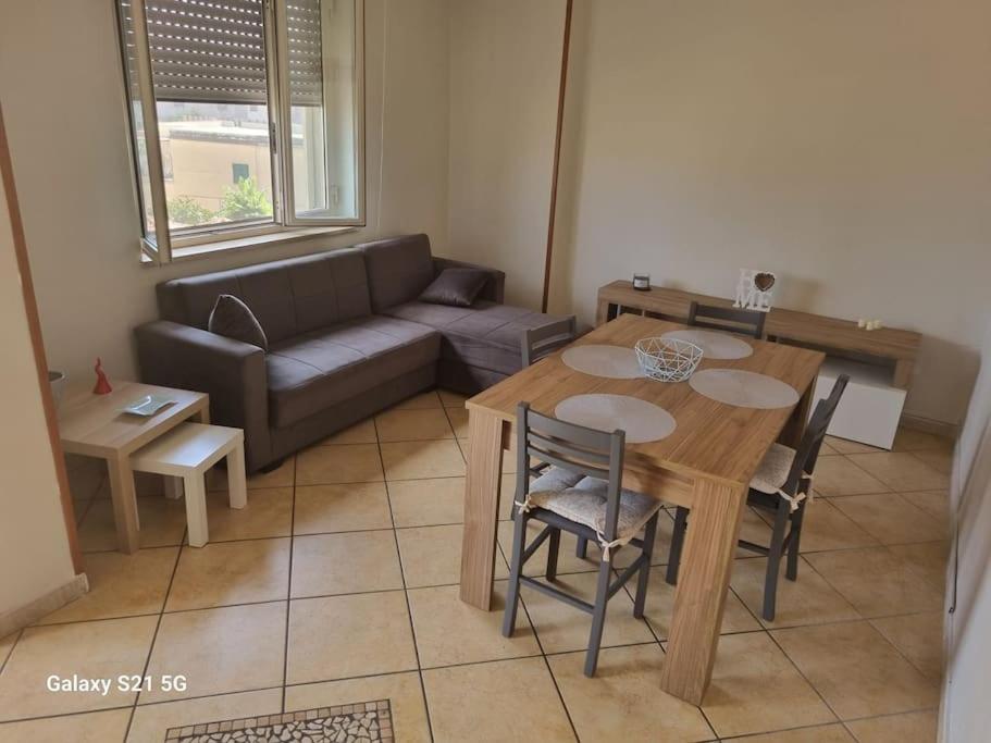 Apartamento Nuti Holiday Hoause Torre Annunziata Exterior foto